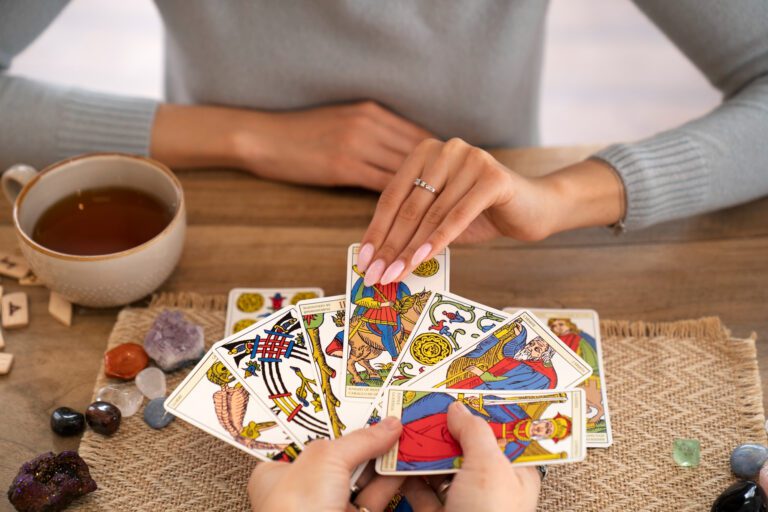 Las mejores cartas de tarot para principiantes